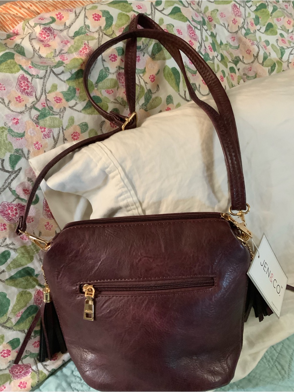 JEN & CO. Burgundy Leather Crossbody Bag with Gold Hardware